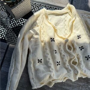 Cream Cardigan 🤍